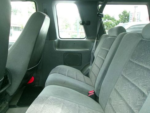 Used 2000 Ford Explorer Sport image 9