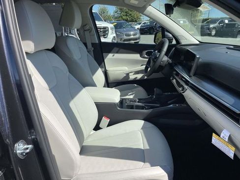 New 2026 Kia Sorento S image 14