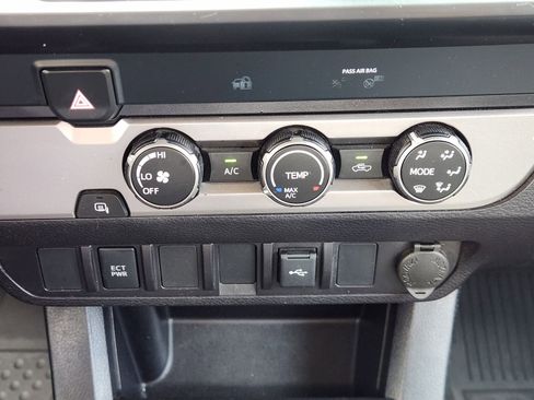 Used 2021 Toyota Tacoma SR w/ SR Convenience Package RWD image 22