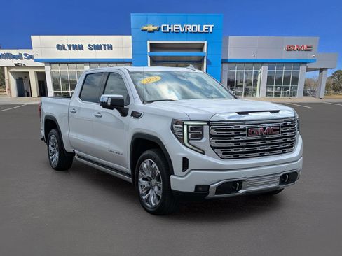 Used 2025 GMC Sierra 1500 Denali w/ Denali Reserve Package image 3