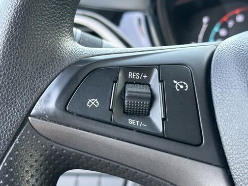 Used 2021 Chevrolet Spark LT image 19