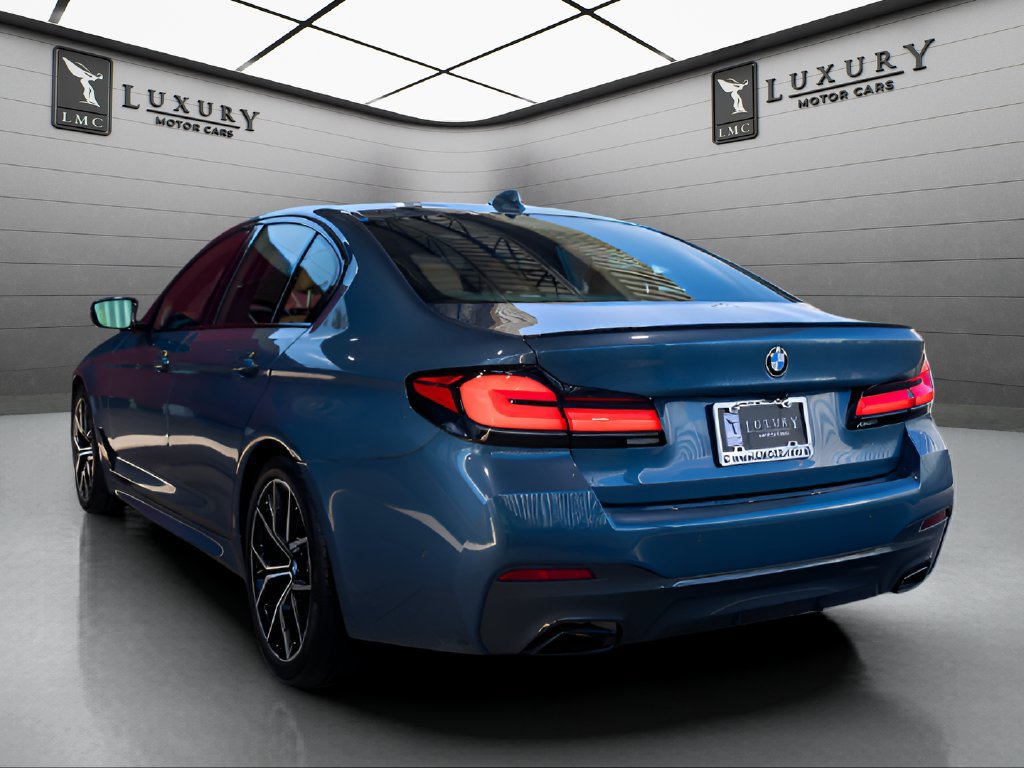 Used 2023 BMW 530i w/ M Sport Package RWD image 6