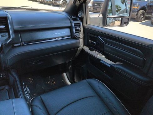 Used 2024 RAM 3500 Limited image 17