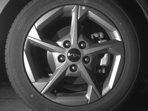 Used 2025 Kia K4 LXS image 13