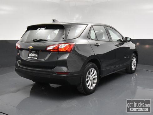 Used 2019 Chevrolet Equinox LS image 44