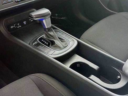 Used 2024 Hyundai Kona SEL image 15