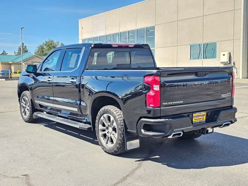 Used 2022 Chevrolet Silverado 1500 High Country AWD/4WD image 4