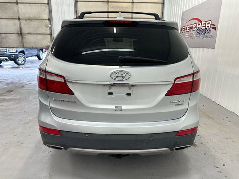 Used 2016 Hyundai Santa Fe Limited w/ Option Group 04 image 16