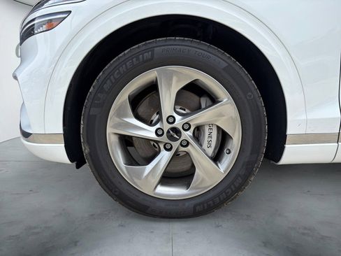 New 2026 Genesis GV70 2.5T AWD/4WD image 14