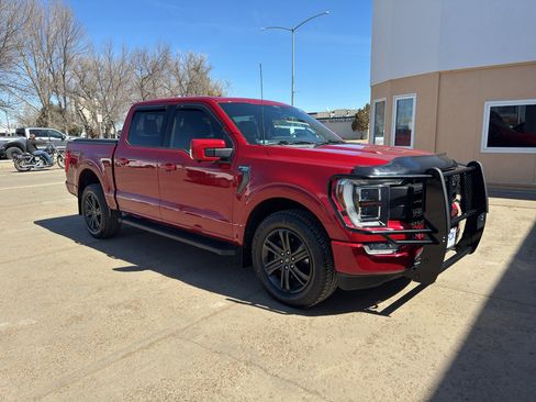 Used 2021 Ford F150 Lariat w/ Equipment Group 502A High AWD/4WD image 2