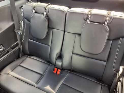 Used 2024 Ford Explorer ST w/ Equipment Group 401A image 9