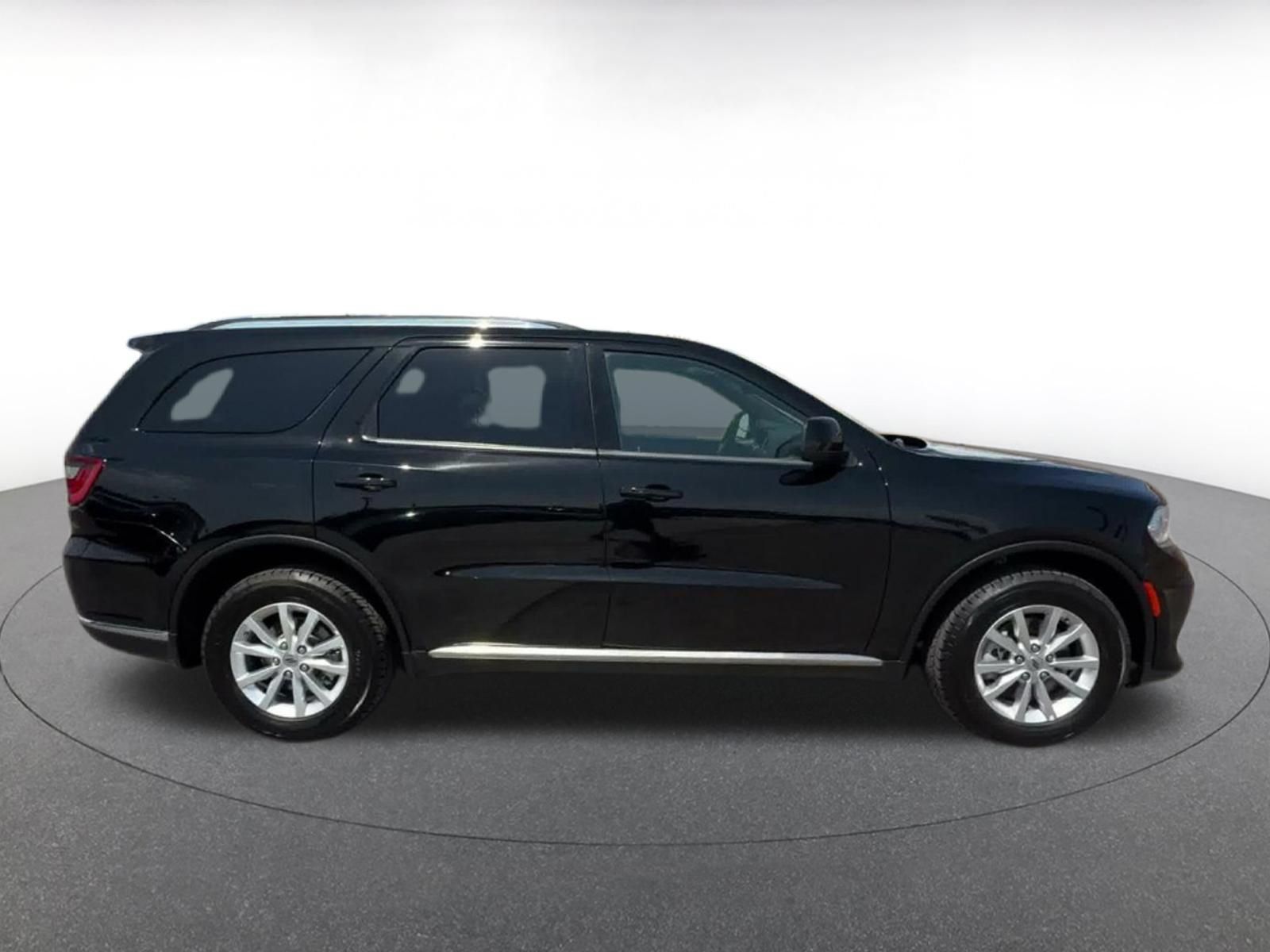Used 2024 Dodge Durango SXT AWD/4WD image 15