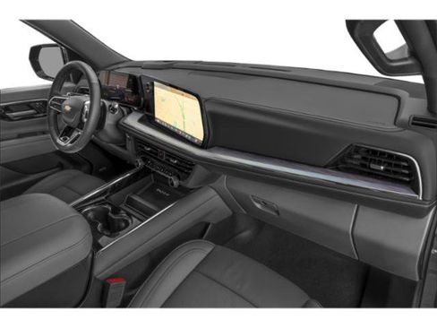Used 2025 Chevrolet Suburban Premier image 14