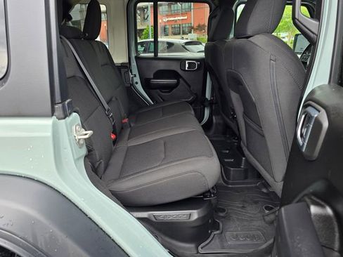 Used 2023 Jeep Wrangler Unlimited w/ Cold Weather Group AWD/4WD image 37