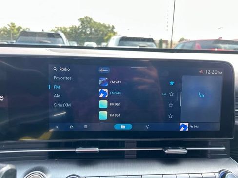 Used 2025 Hyundai Kona SEL FWD image 23