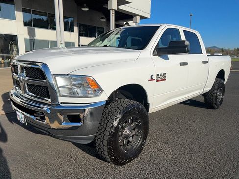 Used 2018 RAM 2500 Tradesman AWD/4WD image 1