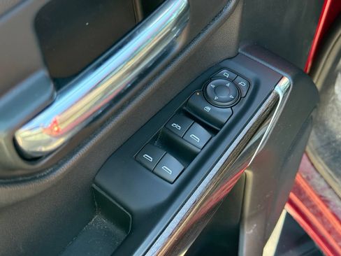 Used 2019 Chevrolet Silverado 1500 LT w/ All-Star Edition AWD/4WD image 12