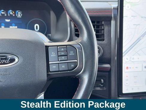 Used 2023 Ford Expedition Limited AWD/4WD image 11