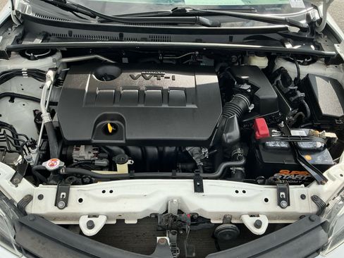 Used 2019 Toyota Corolla LE image 20