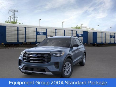 New 2026 Ford Explorer Active image 2