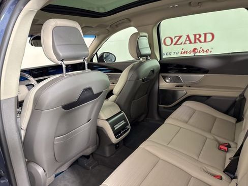 Used 2024 Lincoln Nautilus Reserve w/ Equipment Group 203A image 14