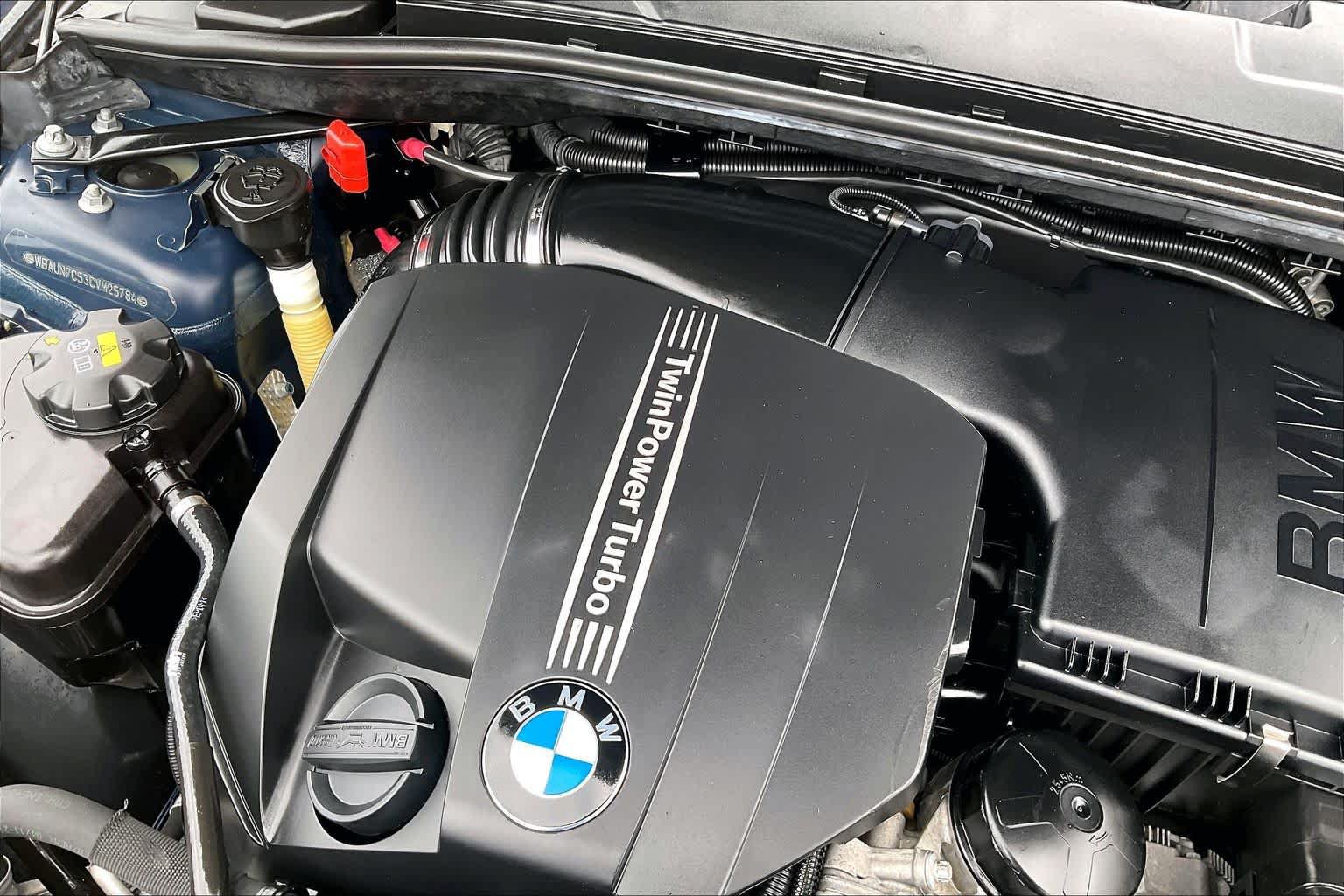 Used 2012 BMW 135i Convertible RWD image 31