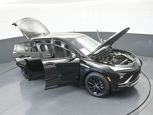 Used 2025 Buick Envista Sport Touring w/ Convenience II Package image 69