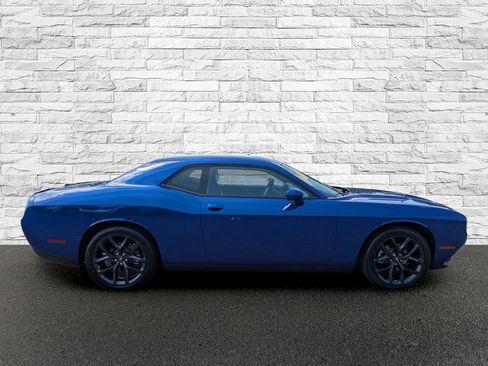 Used 2022 Dodge Challenger SXT w/ Blacktop Package RWD image 5