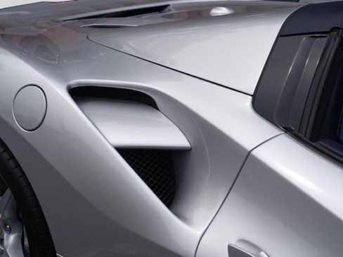 Used 2017 Ferrari 488 Spider RWD image 43