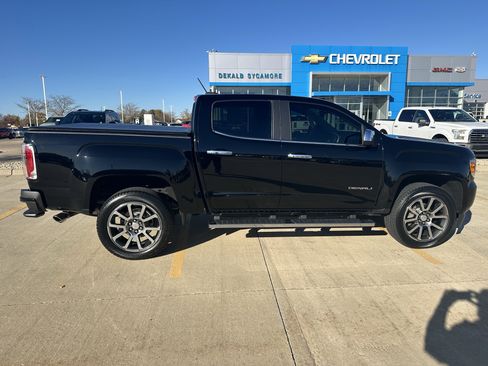 Used 2019 GMC Canyon Denali image 8