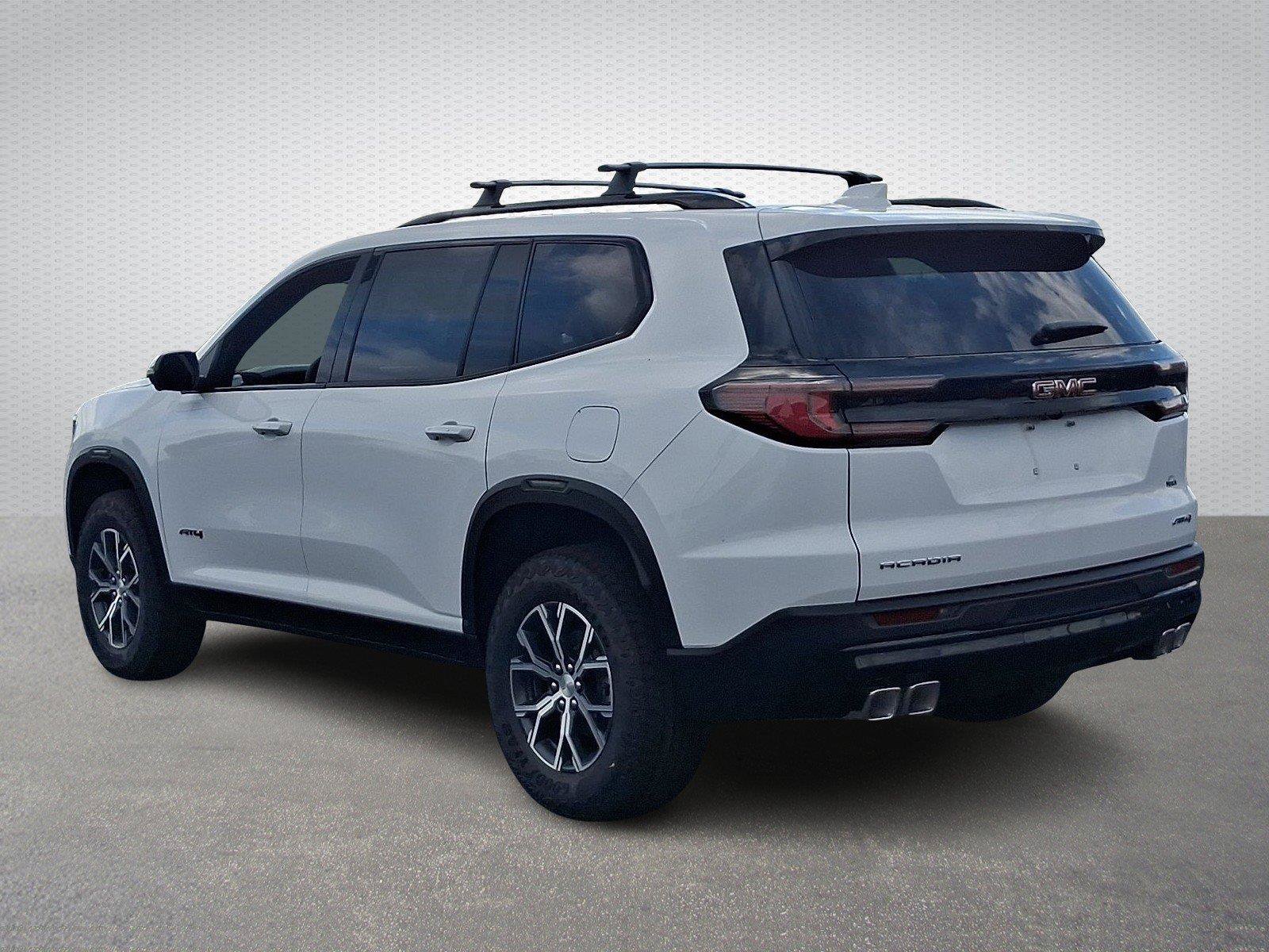 New 2026 GMC Acadia AT4 w/ Luxury Package AWD/4WD image 3