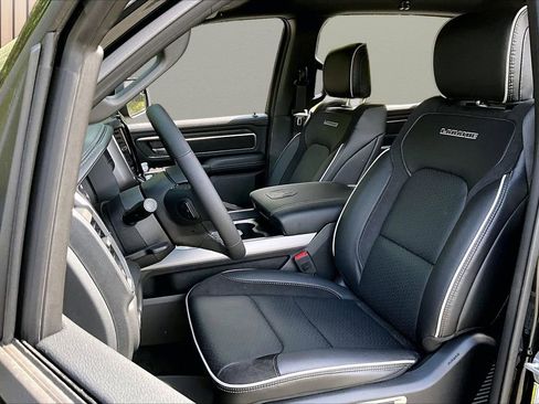 New 2026 RAM 1500 Laramie w/ Sport Appearance Package AWD/4WD image 19