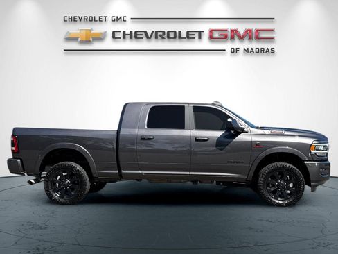 Used 2021 RAM 2500 Laramie w/ Night Edition image 2
