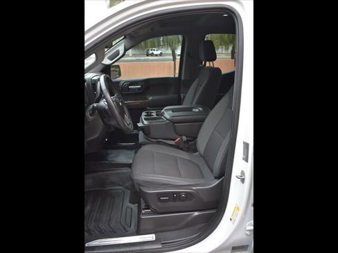 Used 2019 Chevrolet Silverado 1500 LT w/ Convenience Package image 16