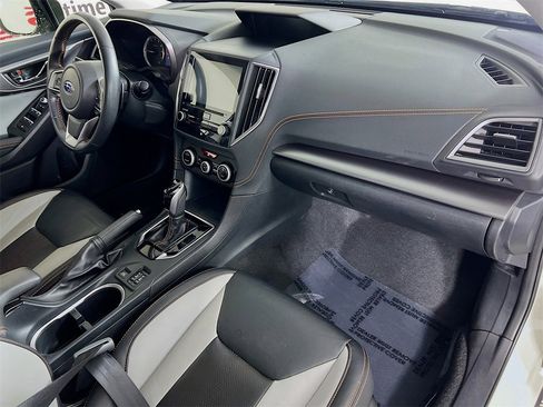 Used 2023 Subaru Crosstrek 2.5i Limited w/ Moonroof Package image 32