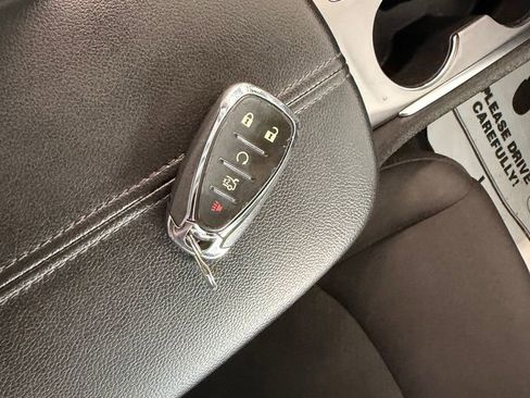 Used 2024 Chevrolet Malibu LT image 23