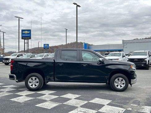 Used 2024 Chevrolet Silverado 1500 LT w/ Protection Package image 2