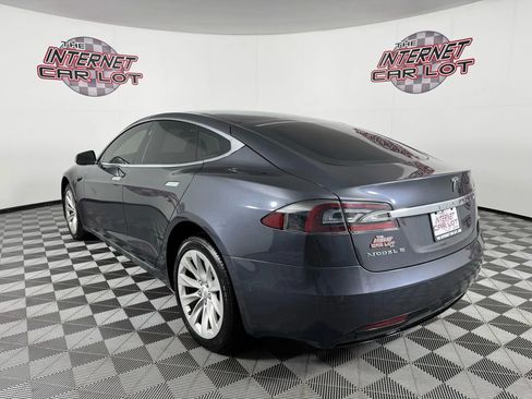 Used 2017 Tesla Model S 90D image 5