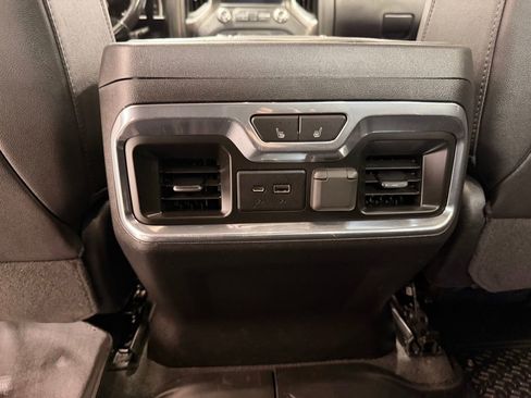 Used 2021 GMC Sierra 1500 AT4 w/ AT4 Premium Package AWD/4WD image 23