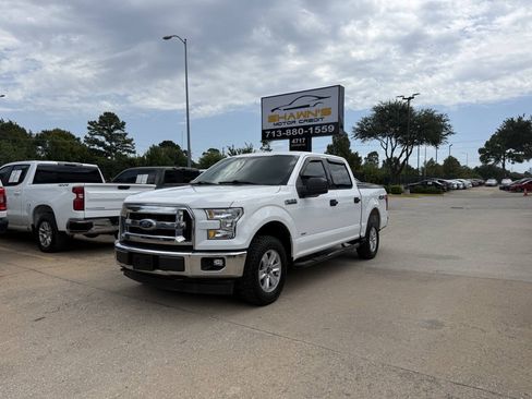 Used 2017 Ford F150 XLT AWD/4WD image 3