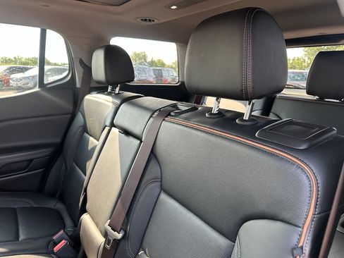 Used 2021 GMC Acadia AT4 w/ GMC Pro Grade Package AWD/4WD image 25