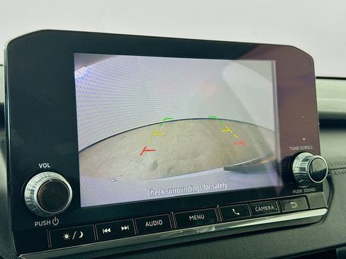 Used 2024 Mitsubishi Outlander ES image 18