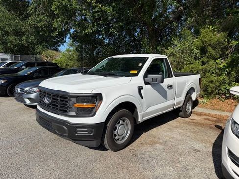Used 2025 Ford F150 XL RWD image 6