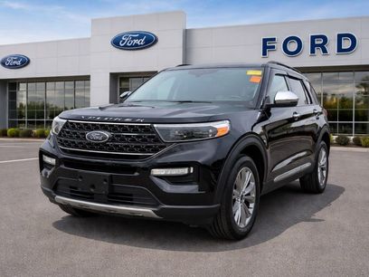 Certified 2022 Ford Explorer XLT w/ Equipment Group 202A