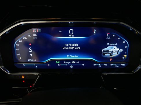 Used 2025 Chevrolet Silverado 1500 LT Trail Boss w/ LT Trail Boss Premium Package image 21