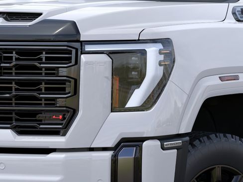 New 2026 GMC Sierra 2500 AT4 w/ AT4 Premium Plus Package AWD/4WD image 11