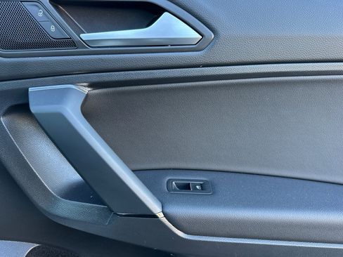 Used 2019 Volkswagen Tiguan SEL R-Line w/ 3rd Row Seat Package image 20