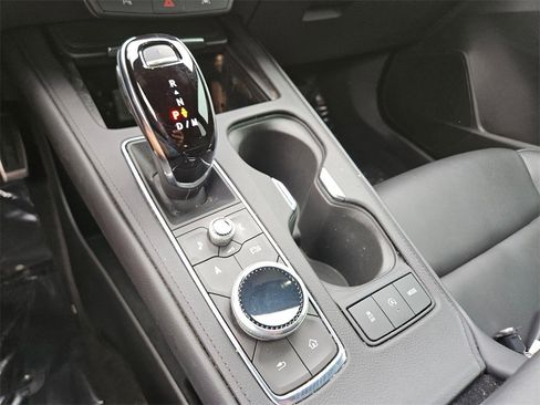 Used 2024 Cadillac XT4 Sport image 20