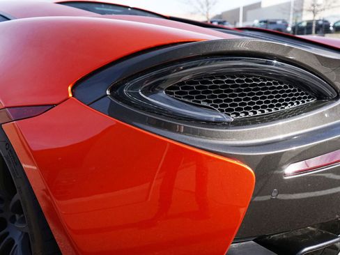 Used 2017 McLaren 570S Coupe image 13