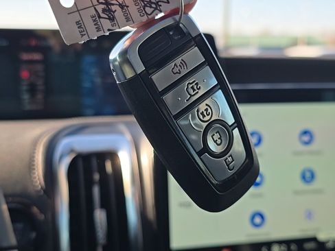 New 2025 Ford Expedition Max Platinum w/ Driver's Package image 49